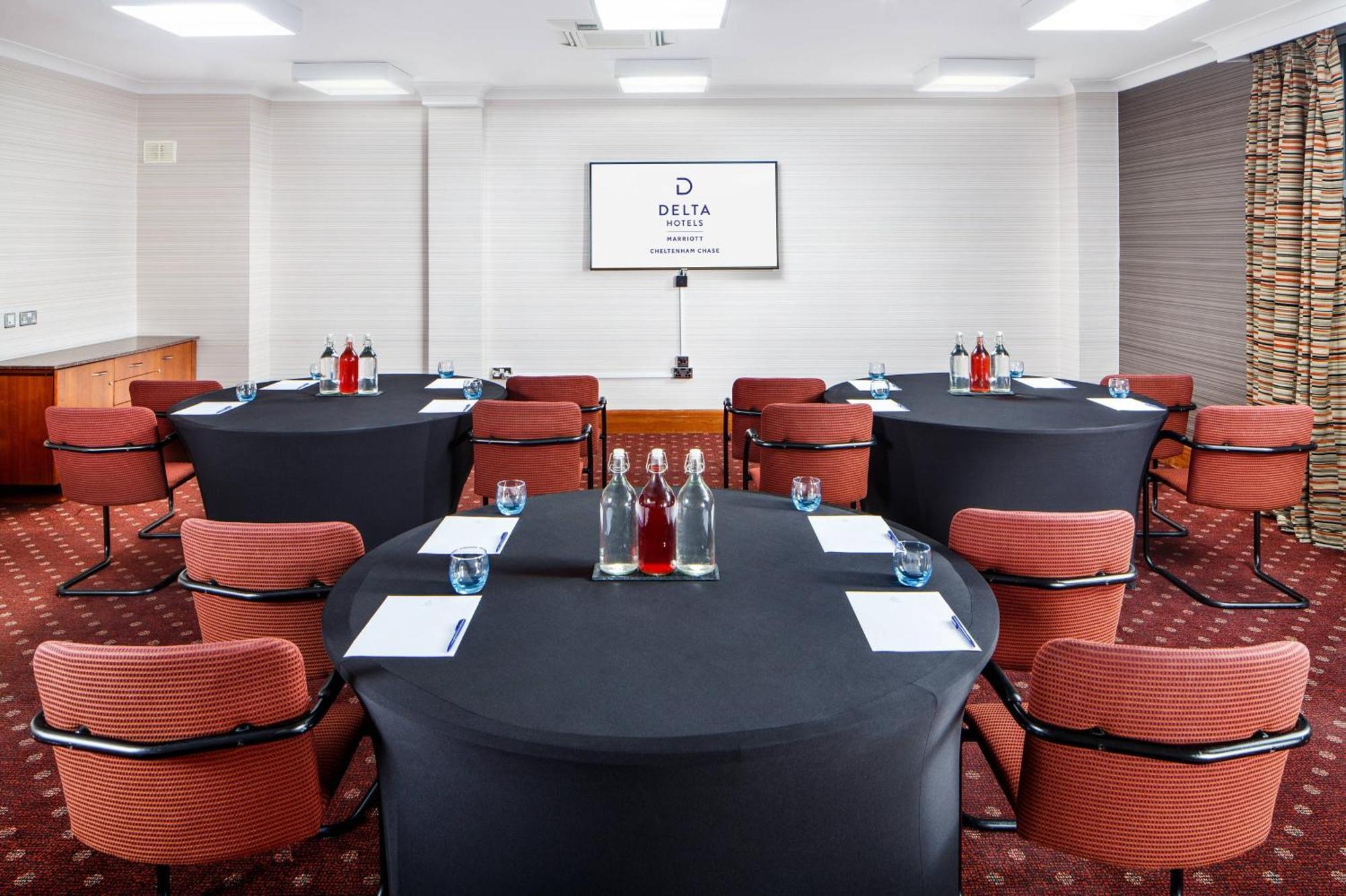 Delta Hotels By Marriott Cheltenham Chase Brockworth Exteriér fotografie
